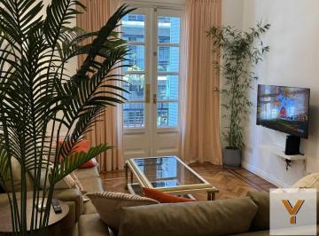 Casa · 100m² · 5 Ambientes · Casa en Alquiler - 3 Dorm. 3 Baños - Retiro