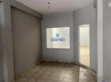 Local comercial · 65m² · 2 Ambientes · 1 Cochera · Alquilo Local Interno en Centro de Posadas Mnes