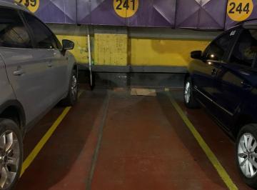 Garage · 10m² · Cochera en Venta en Barrio Norte, Caba