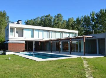 Casa · 355m² · 4 Ambientes · Casa en Venta - 3 Dorm. 4 Baños - General Belgrano