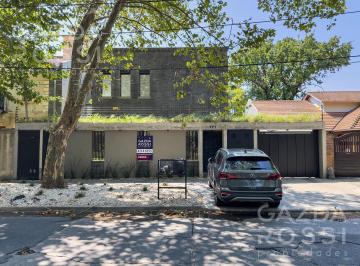 Casa · 115m² · 3 Ambientes · 1 Cochera · PH en Venta