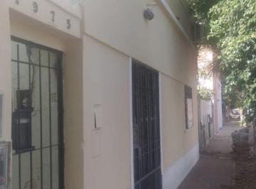Casa de 3 ambientes, Morón · P. H Al Frente, Entrada Independiente