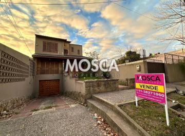 Casa · 800m² · 5 Ambientes · 14 Cocheras · Casa en Venta con Amplio Terreno Moreno Centro
