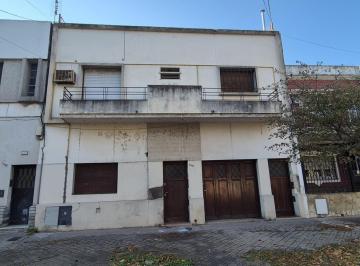 Casa · 80m² · 5 Ambientes · 1 Cochera · Casa Planta Alta