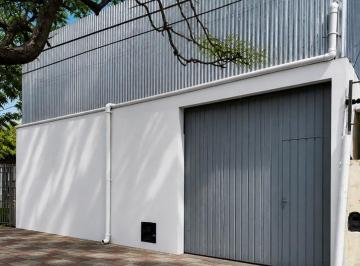 Bodega-Galpón · 181m² · Depósito Galpón en Venta en Córdoba, Argentina