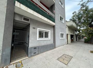 Departamento de 3 ambientes, Villa Pueyrredón · 3 Ambientes Planta Baja a La Calle