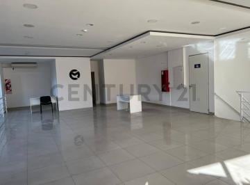 Oficina comercial · 284m² · Se Alquila Local Comercial Esquina de 284 m² Apto Todo Destino. Parque Patricios.