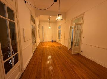 Oficina comercial · 80m² · 3 Ambientes · Oficina de 3 Ambientes en Alquiler