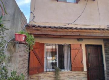 Casa · 80m² · 3 Ambientes · 1 Cochera · Duplex en Venta - 2 Dorm. 1 Baño - 80 m² - Mar del Tuyu
