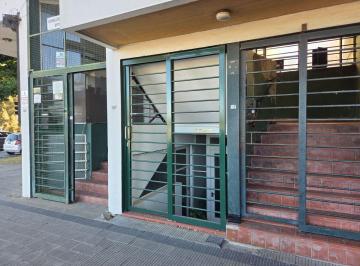 Depósito de 4 ambientes, La Plata · Vende o Vende - Oportunidad Depósito con Oficinas - Ubicación Estratégica - 215 m² Aproximados.