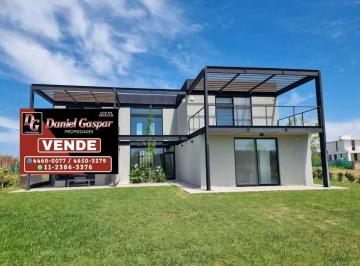 Casa de 6 ambientes, Pilar · Venta – Impresionante Casa 6 Ambientes C/piscina – Lote de 1.274 m²