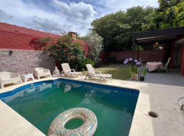 Casa de 4 ambientes, Ituzaingó · Casa en Venta de 4 Ambientes en Ituzaingo Norte