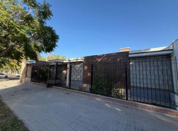 Casa de 6 ambientes, Las Tortugas · Vendo Hermosa Casa Esquina Comercial. Gran Oportunidad