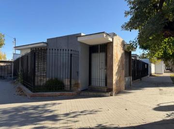 Casa de 6 ambientes, Las Tortugas · Vendo Hermosa Casa Esquina Comercial. Gran Oportunidad