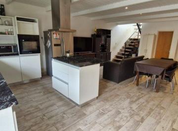 Casa · 119m² · 7 Ambientes · 1 Cochera · Duplex 3 Dorm. y Pileta Barrio Cerrado Las Toscas