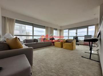 Foto1 · Apartamento de Dos Dorm. en Venta en Punta del Este