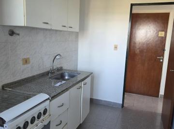 Departamento · 60m² · 5 Ambientes · 1 Cochera · Departamento