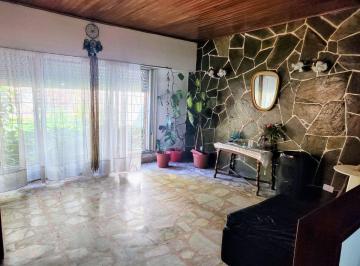 Casa · 128m² · 4 Ambientes · 1 Cochera · Alquiler de Casa 4 Ambintes en Boulogne