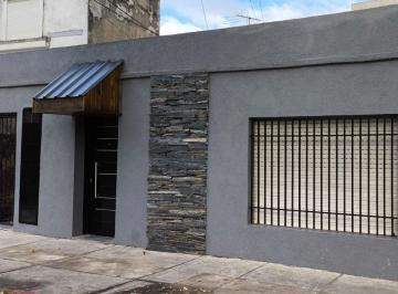 PH · 45m² · 3 Ambientes · Alquiler PH 3 Ambientes con Patio Villa Soldati