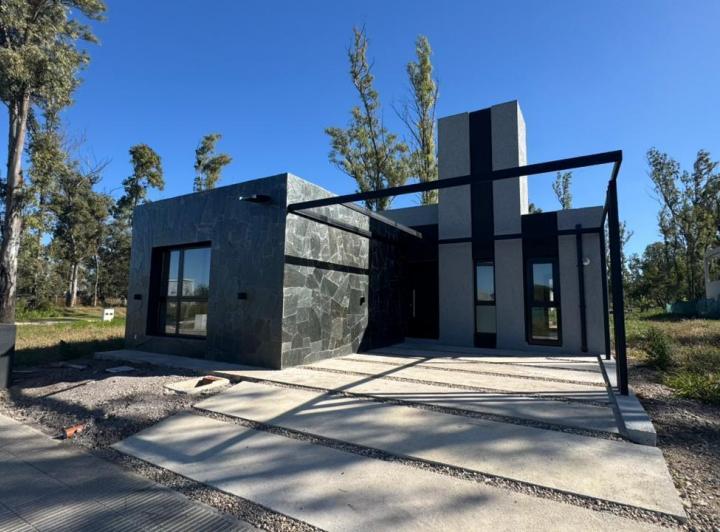 Casa · 130m² · 4 Ambientes
