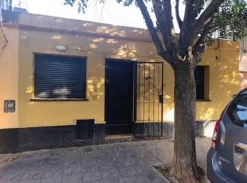 Casa · 49m² · 4 Ambientes · Casa Alta Demanda Alquiler o Excelente Calidad de Vida Jofre Norte
