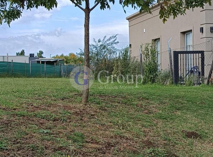 Terreno · 618m²