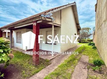 Casa · 70m² · 3 Ambientes · 1 Cochera · Casa en Venta con Importante Lote de 350 m Mar del Plata