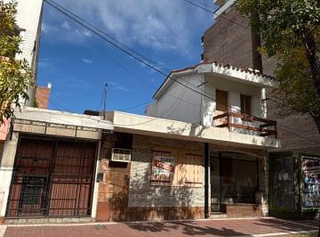 Casa de 8 ambientes, San Lorenzo · Casa Antigua Centro (Ideal Desarrollo Inmobiliario)