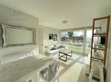 Departamento · 62m² · 2 Ambientes · 1 Cochera · Departamento de 2 Ambientes en Playa Grande