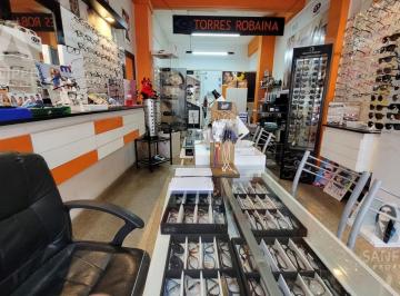 Fondo de comercio · 30m² · Venta de Fondo de Comercio de Una Prestigiosa Óptica en El Centro de Quilmes