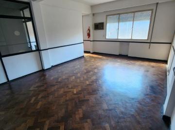 Oficina comercial · 26m² · 1 Ambiente · Venta Oficina en Dean Funes 154, Peatonal Centro