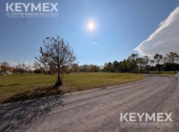Terreno · 2010m² · Lote Central en Venta Al Golf