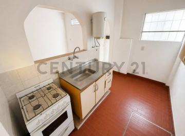 PH · 34m² · 2 Ambientes · PH 2 Ambientes a Reciclar Villa Bonich
