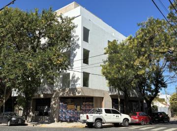 Local comercial · 114ha · 2 Ambientes · Venta / Local Comercial / con Depósito / Apto Múltiples Rubros / en Saavedra