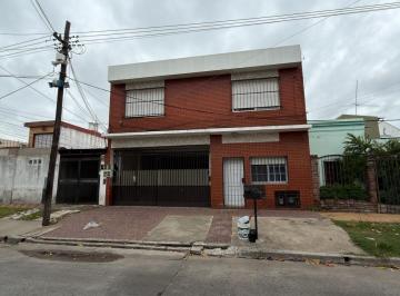 PH · 65m² · 3 Ambientes · Alquiler - PH en Bernal Oeste
