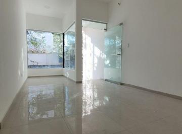 Local comercial · 30m² · Local Comercial Sobre Av Duarte Quiros.