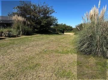 Terreno · 753m² · Lote de Gran Escala.