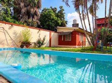 Casa · 354m² · 9 Ambientes · 1 Cochera · Venta Casa en San Miguel de Tucuman