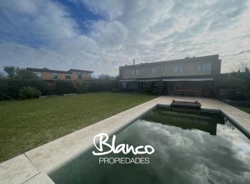 Casa · 350m² · 5 Ambientes · 2 Cocheras · Casa en Venta en Haras Santa Maria, El Remanso, Escobar, G. B. a. Zona Norte