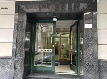 Departamento de 3 ambientes, Caballito · Departamento Tres Ambientes con Dependencia a Reciclar
