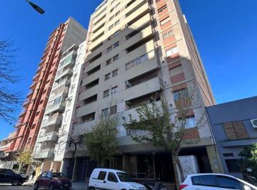 Departamento de 5 ambientes, Bahía Blanca · Departamento Planta Baja en Venta - Sarmiento 343