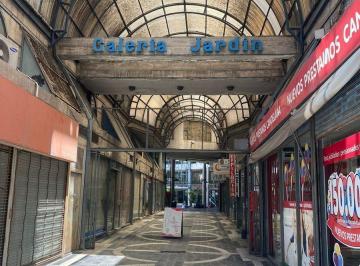 Local comercial · 33m² · Local en Galeria Jardin