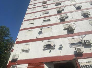 Departamento · 60m² · 3 Ambientes · 1 Cochera · Departamento 3 de Ambientes con Excelente Ubicación