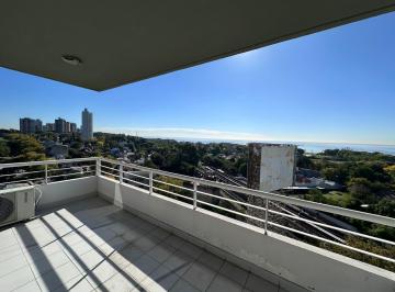 Departamento · 142m² · 4 Ambientes · 2 Cocheras · Venta de Departamento 4 Ambientes C/dos Cocheras en Olivos Excelente Oportunidad