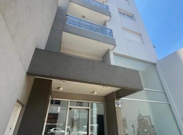Departamento · 42m² · 2 Ambientes · Excelente Departamento 2 Ambientes en Centro de Banfield Este