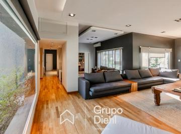 Casa · 550m² · 7 Ambientes · 5 Cocheras · Propiedad Exclusiva a La Venta en Altos del Chateau