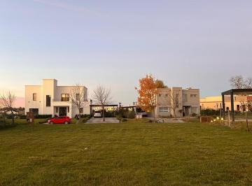 Terreno · 623m² · Lote en Venta en Haras Santa Maria El Molino