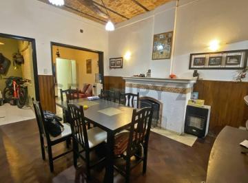 Casa · 94m² · 6 Ambientes · Venta Casa de 3 Dorm. Barrio Ludueña