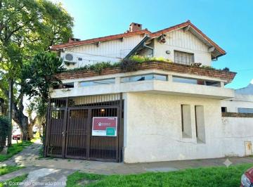 Casa de 4 ambientes, Vicente López · Casa Lote Propio, 3 Dormitorio, Cochera Patio