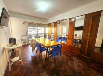 Departamento · 66m² · 5 Ambientes · 1 Cochera · Venta Departamento 3 Dorm. y Cochera en El Centro de Rosario